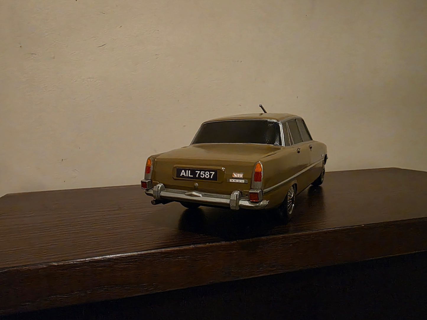 Rover p6 replica