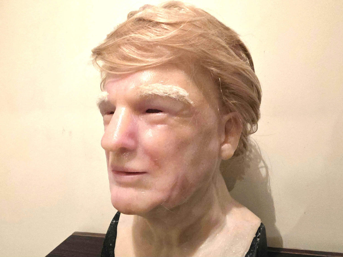 Handmade full head mask, hyper realistic cosplay prop, display (Donald Trump V2)