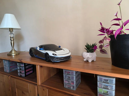 Pininfarina Battista repilca