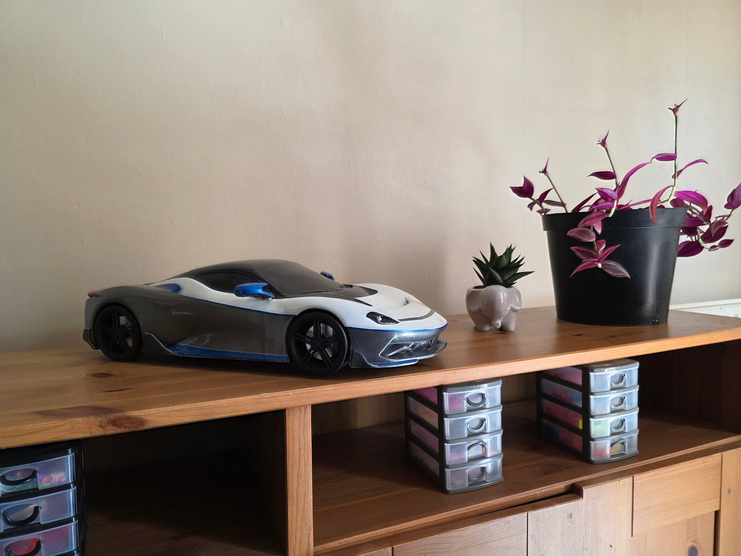 Pininfarina Battista repilca