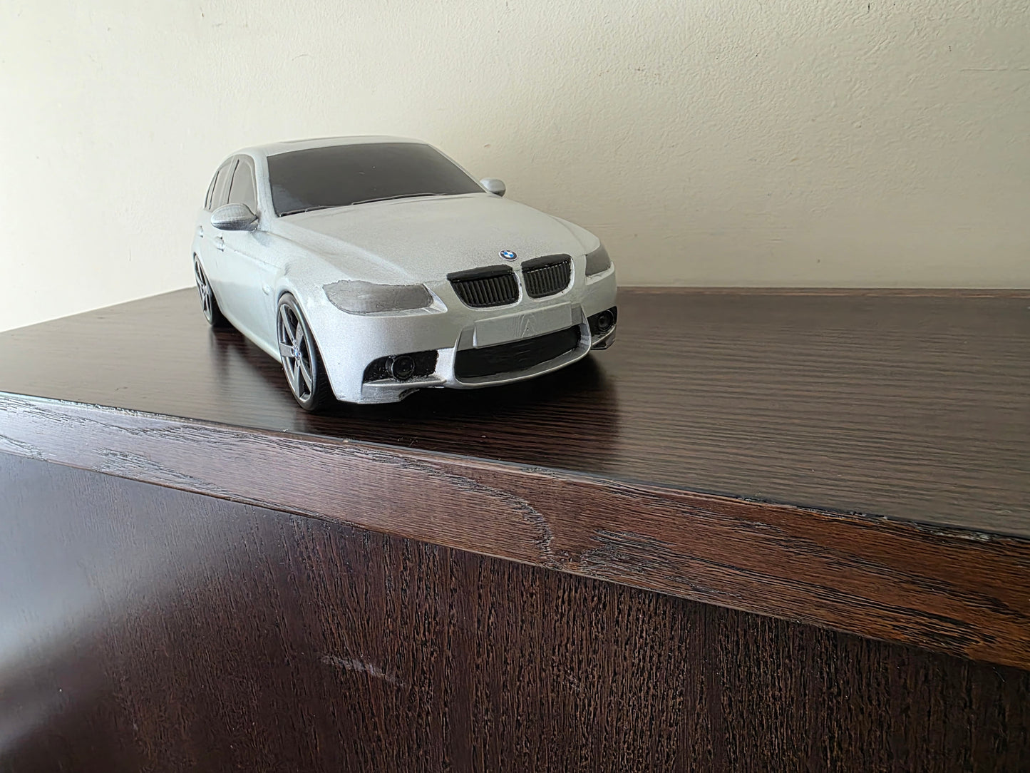 BMW 330i replica
